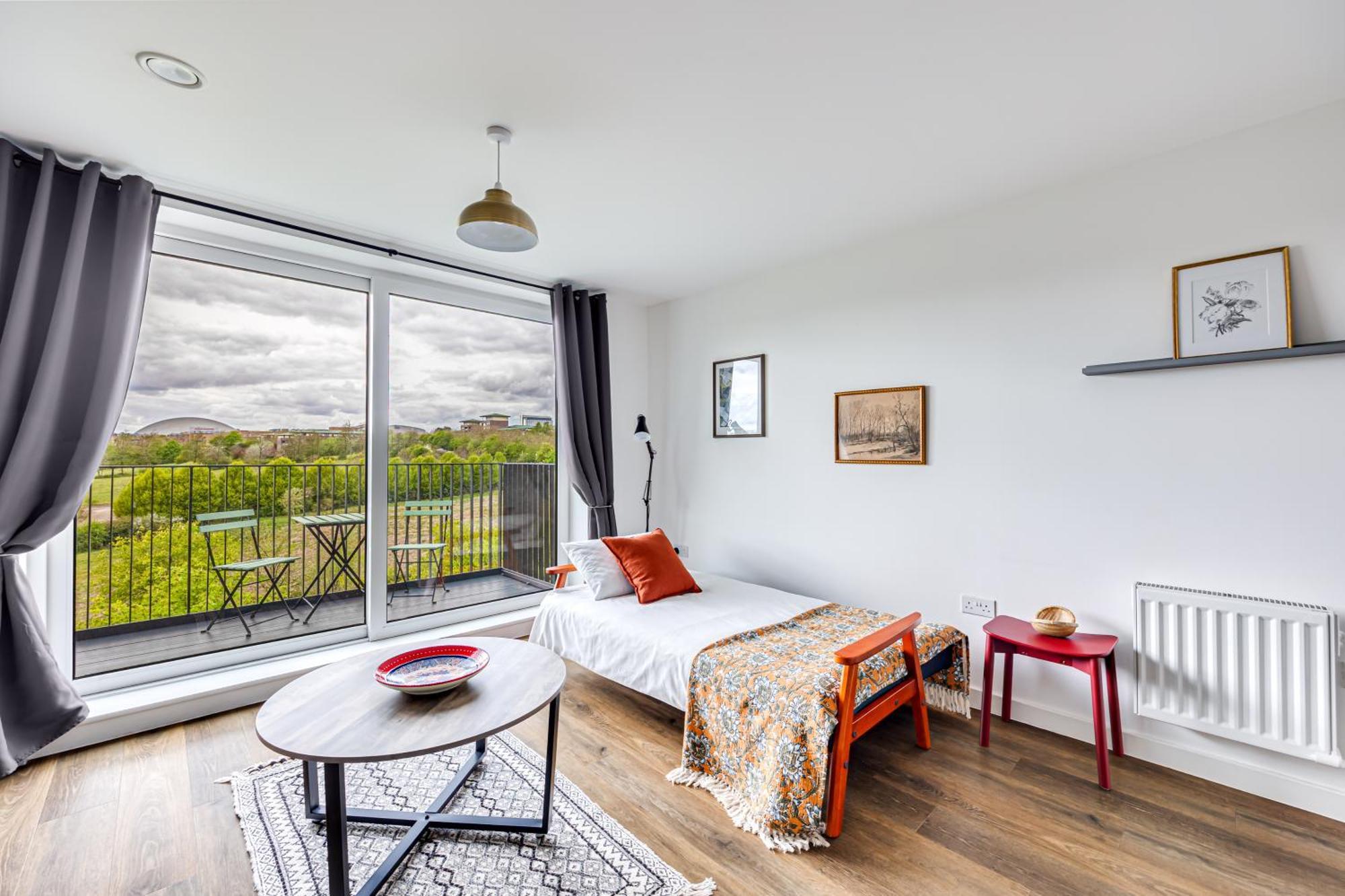 Penthouse Apartment - City Centre - Secure Parking, Balcony, Self-Check-In, Fast Wifi And Smart Tv With Netflix By Yoko Property Milton Keynes Exteriör bild